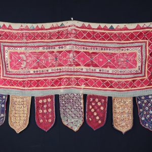 Antique Silk Toran