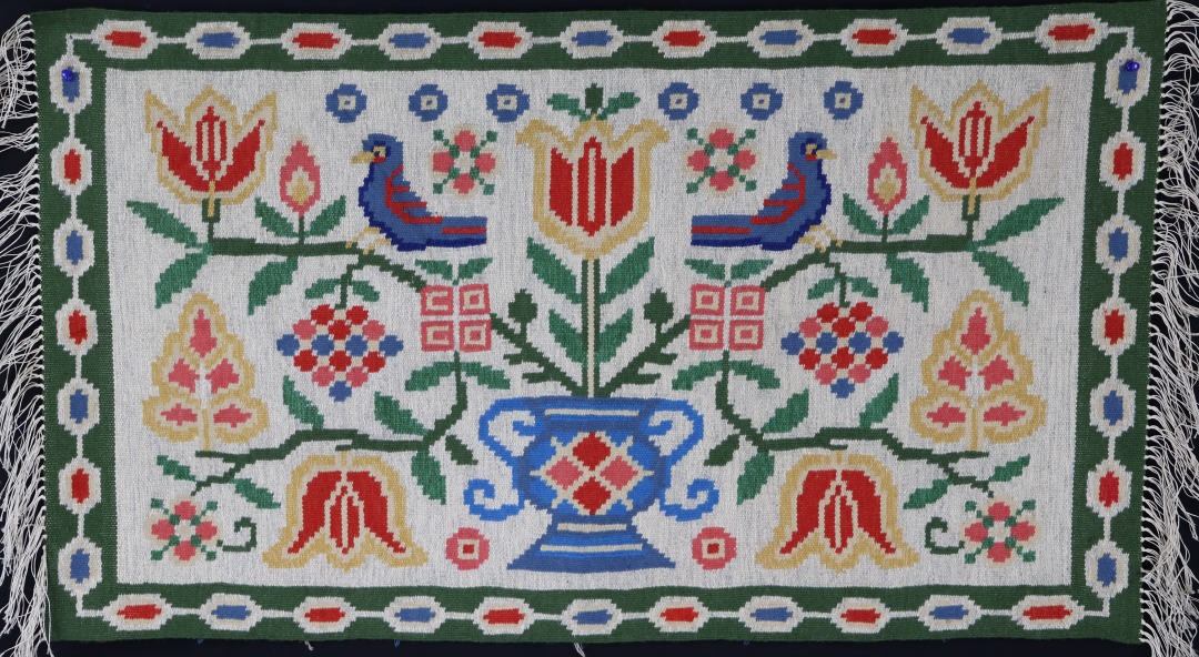 Swedish tapestry nhanging